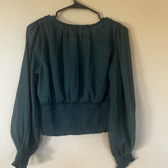 Abercrombie and Fitch Top - Picture 2 of 3